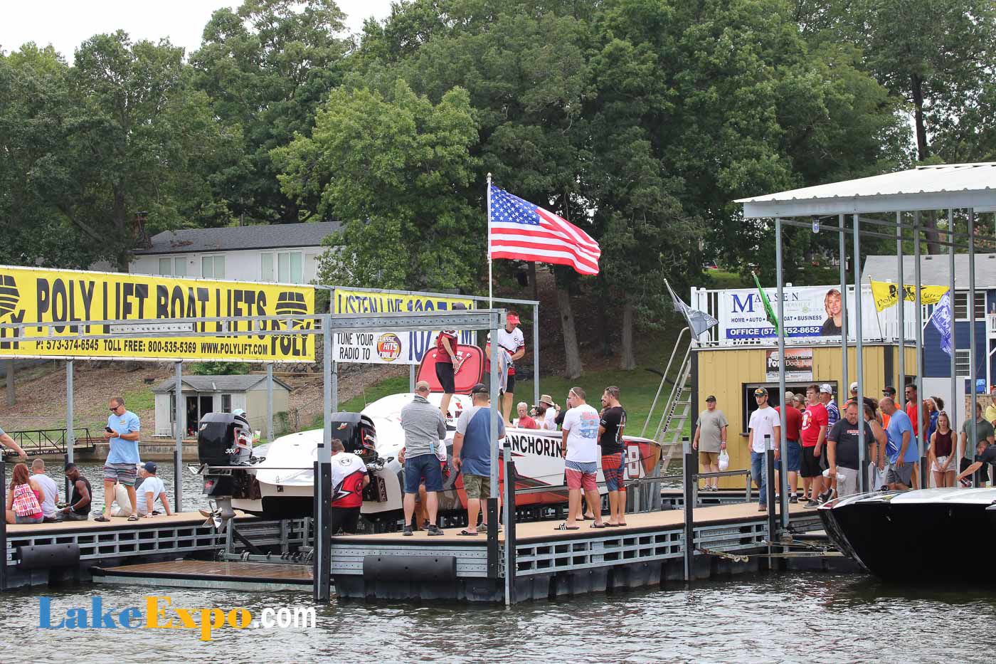 Shootout Boats In The Pits-32.jpg